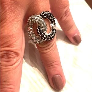 RHINESTONE 🤍🖤Stretch Ring